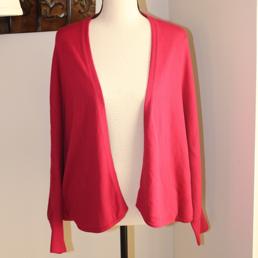 LOFT Ann Taylor pink sweater Small  with batwings .....